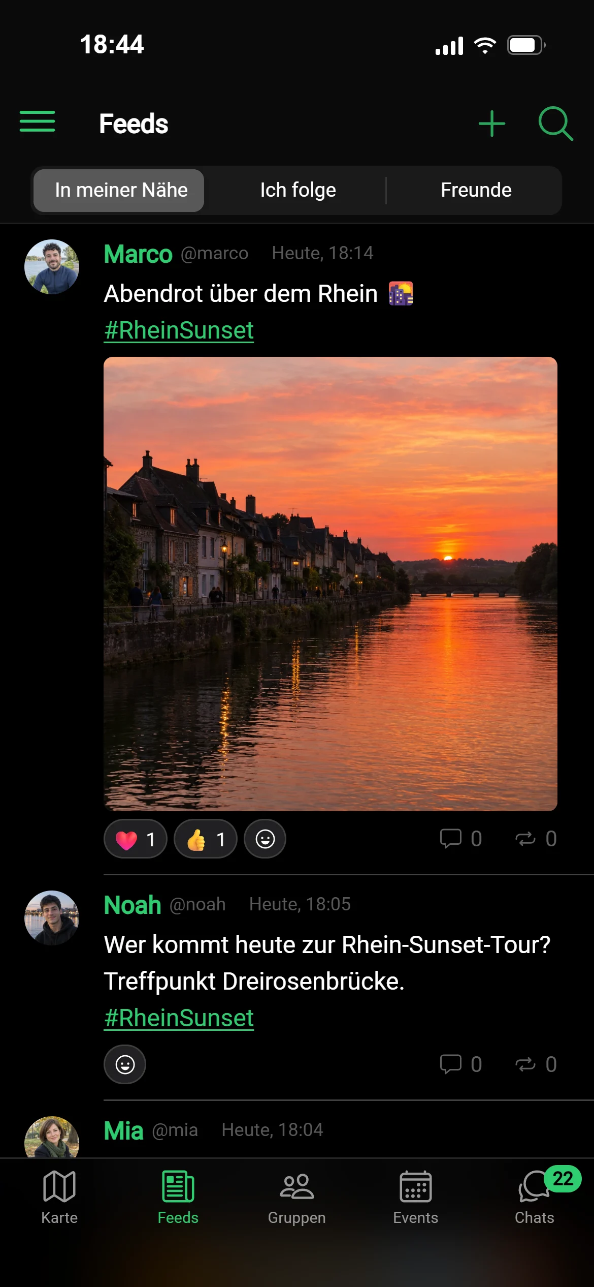 Der Feed «In meiner Nähe» in GeoQuestly: Posts aus der Umgebung, die neusten zuerst, ein Foto vom Abendrot über dem Rhein mit Reaktionen